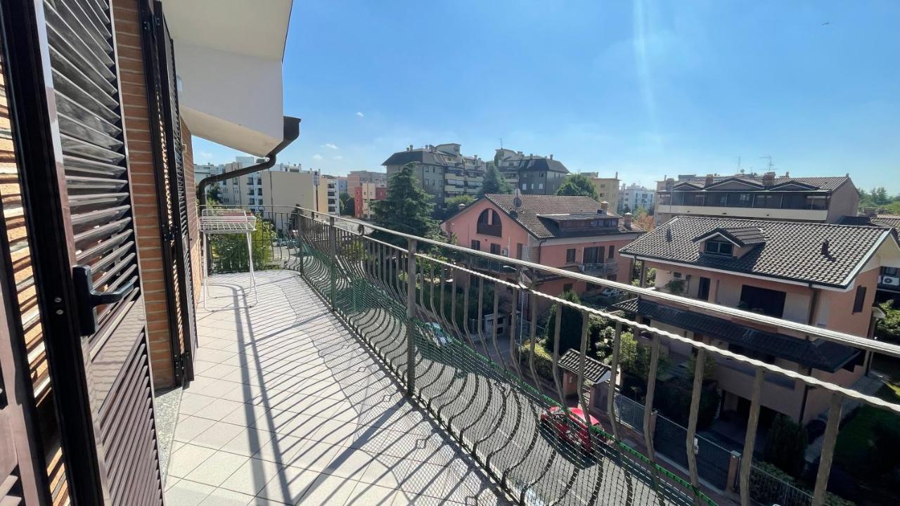 Dehomes - Relax & Business Apartments Buccinasco Εξωτερικό φωτογραφία